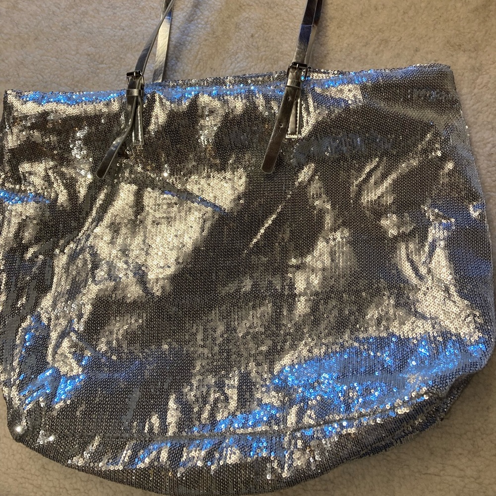 Fun glittery sequined tote